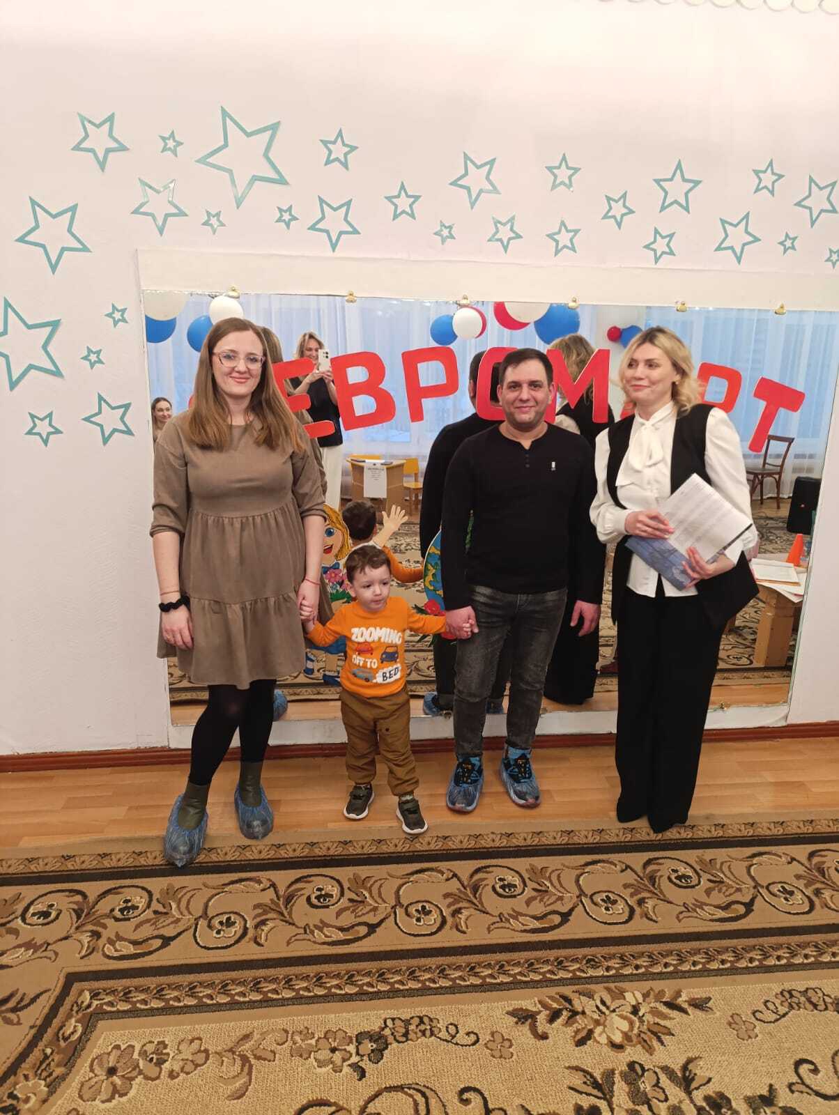 Клуб молодой семьи   продолжает свою работу!.